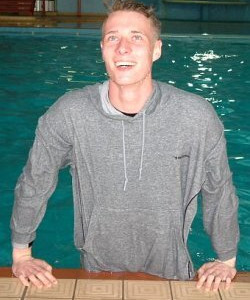 canoeing pool lesson capsize